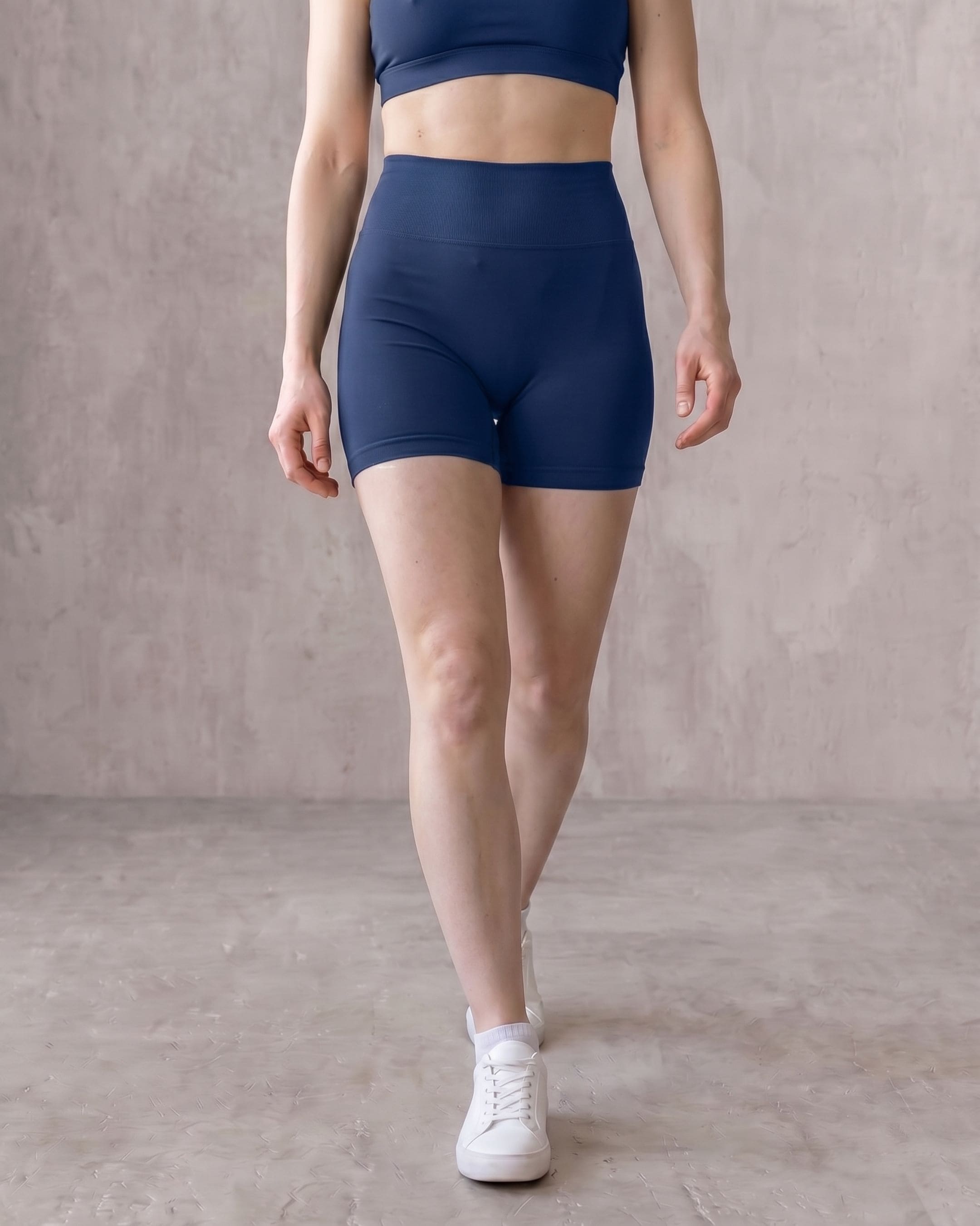 Seamless™ Shortsit – Tummansiniset